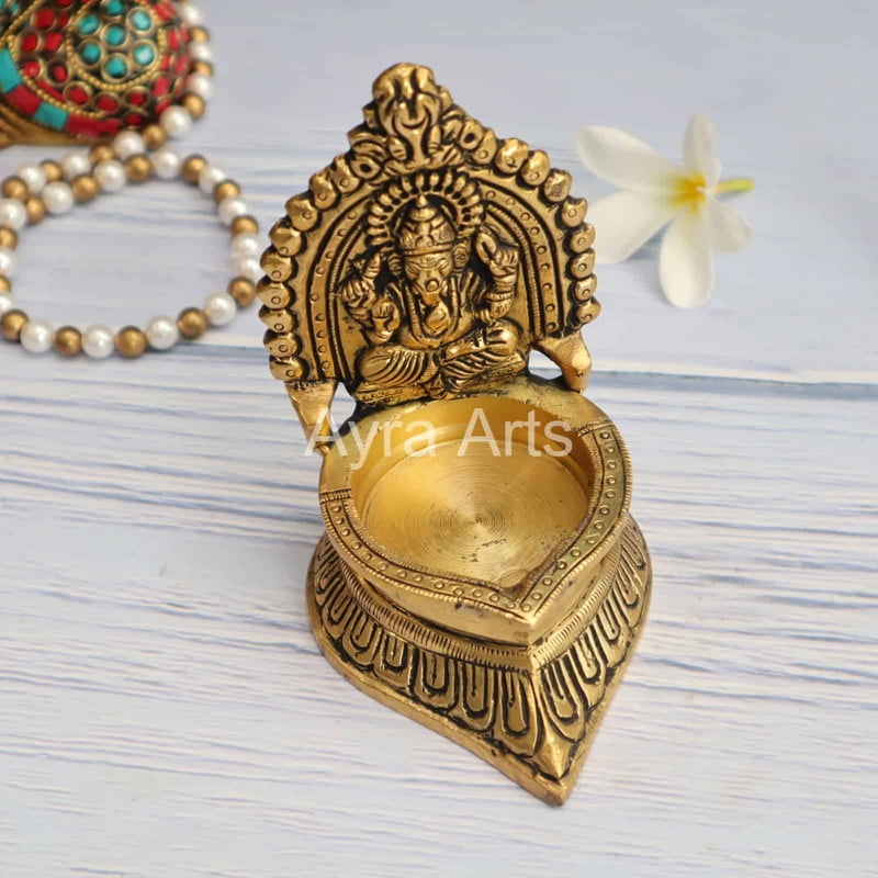Brass Ganesh Diya 4.5 Inch Height Brass Ganesh Diya 4.5 Inch Height