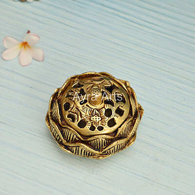 Pure Brass Lotus Design Dhoop Dani Incense Burner for Puja Home Décor - 3.5 Inch Length Pure Brass Lotus Design Dhoop Dani Incense Burner for Puja Home Décor - 3.5 Inch Length