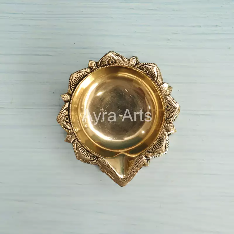 Beautiful Superfine Brass Lotus Oil Lamp Diya - 2 Inch Height Beautiful Superfine Brass Lotus Oil Lamp Diya - 2 Inch Height