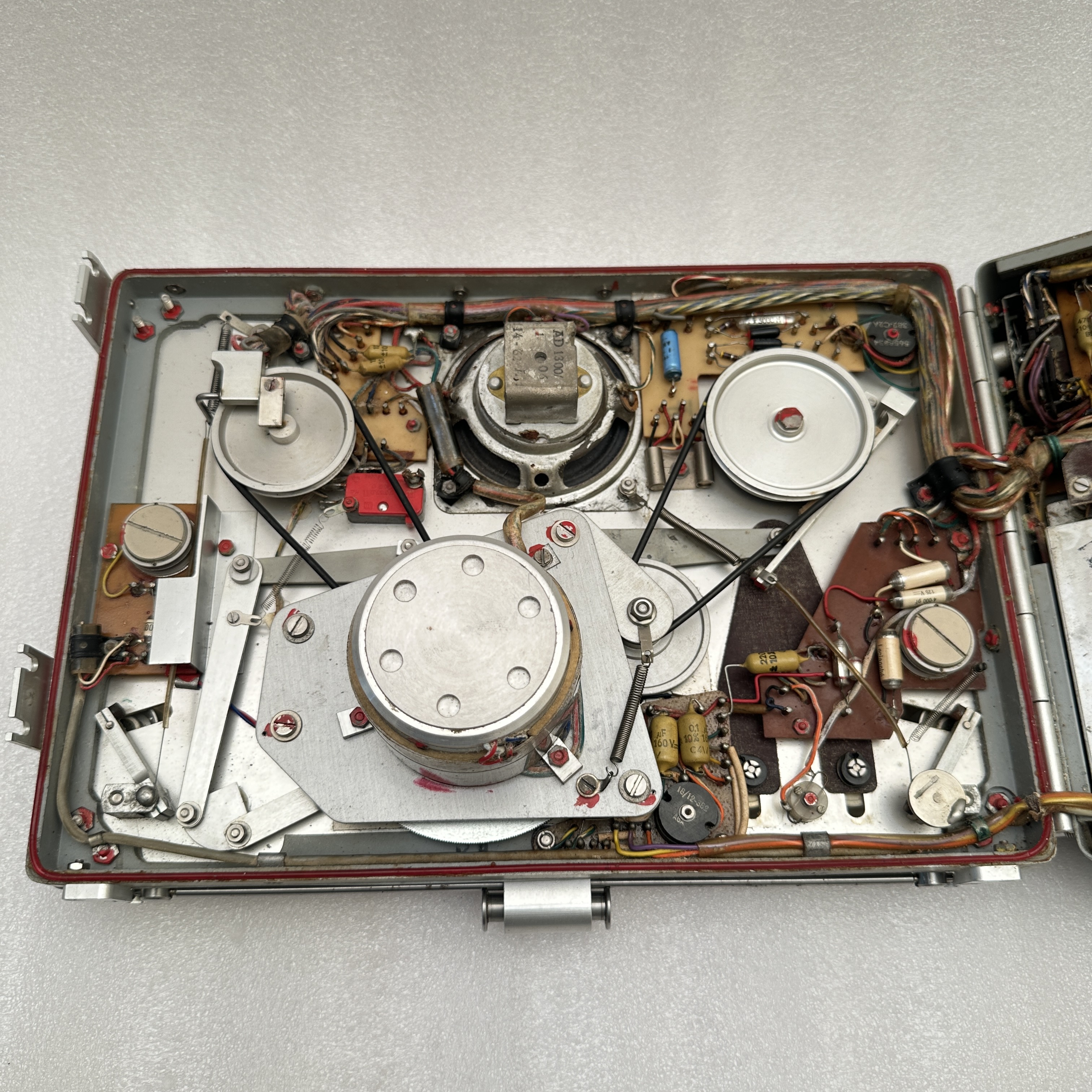 Nagra III Reel-to-Reel Recorder – Swiss Analog Field Recorder (Untested, As-Is) - NAG-III