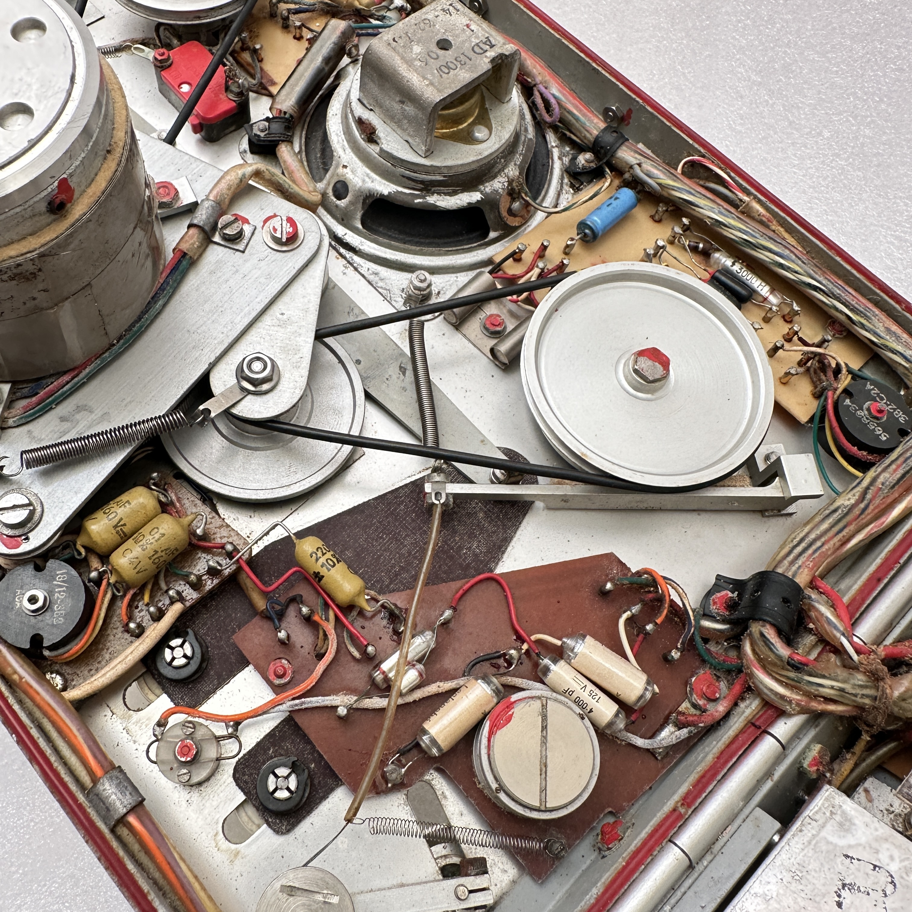 Nagra III Reel-to-Reel Recorder – Swiss Analog Field Recorder (Untested, As-Is) - NAG-III Nagra III Reel-to-Reel Recorder – Swiss Analog Field Recorder (Untested, As-Is) - NAG-III