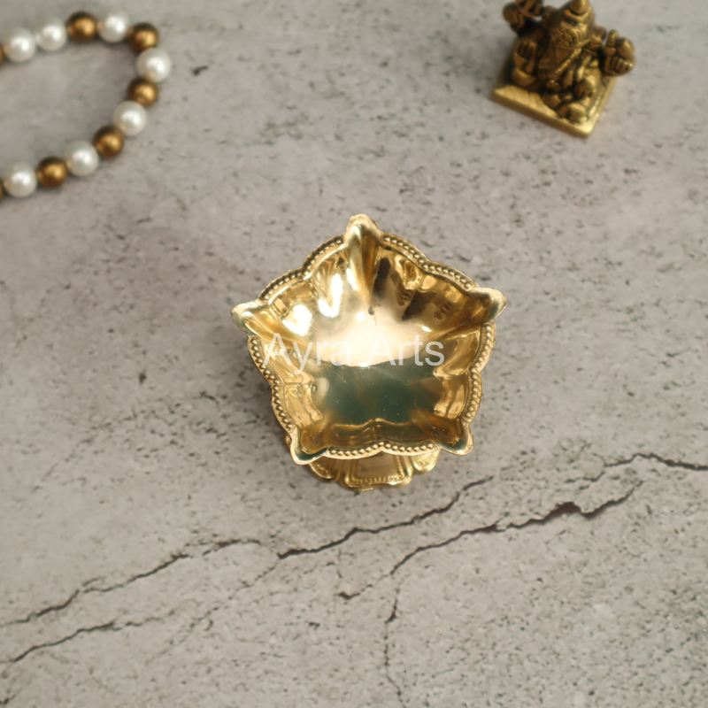 Five Wick Light Weight Brass Diya - 1.5 Inch Height