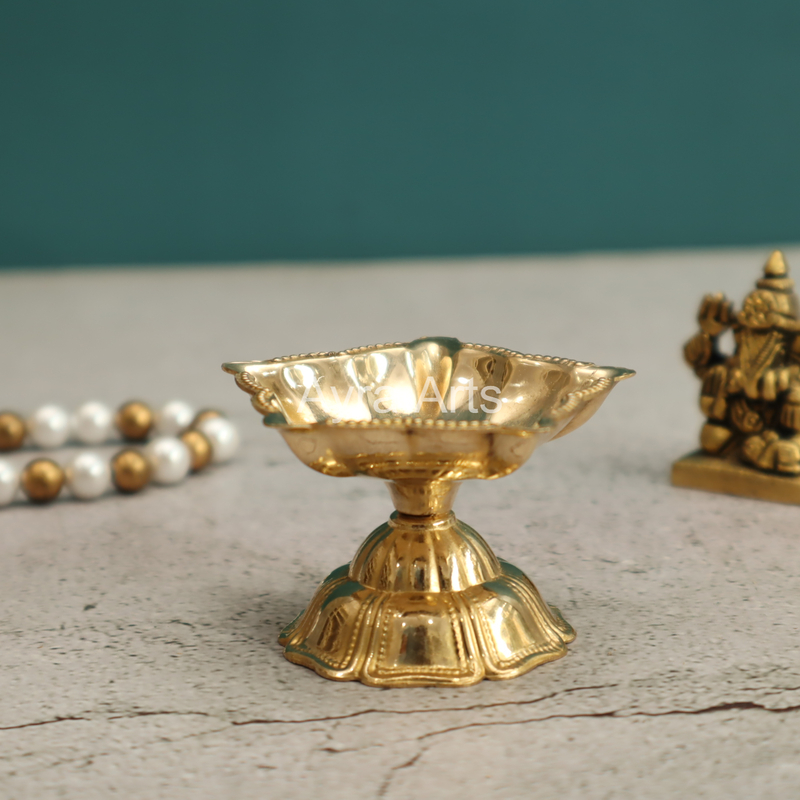 Five Wick Light Weight Brass Diya - 1.5 Inch Height