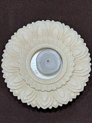 Ivory Look-Alike Sunflower Tealight Holder Ivory Look-Alike Sunflower Tealight Holder