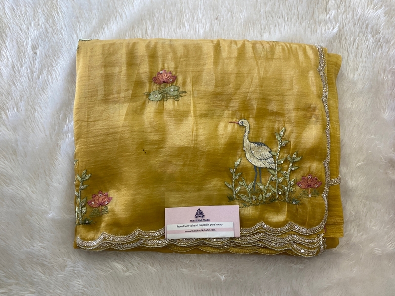 Pakshi - The Crush Organza Saree in Thread Work SWS180