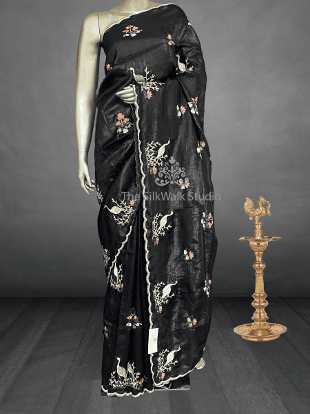 Pakshi - The Crush Organza Saree in Thread Work SWS180