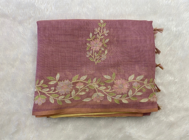 Madavi - The Linen Saree in Aari Embroidery SWS187