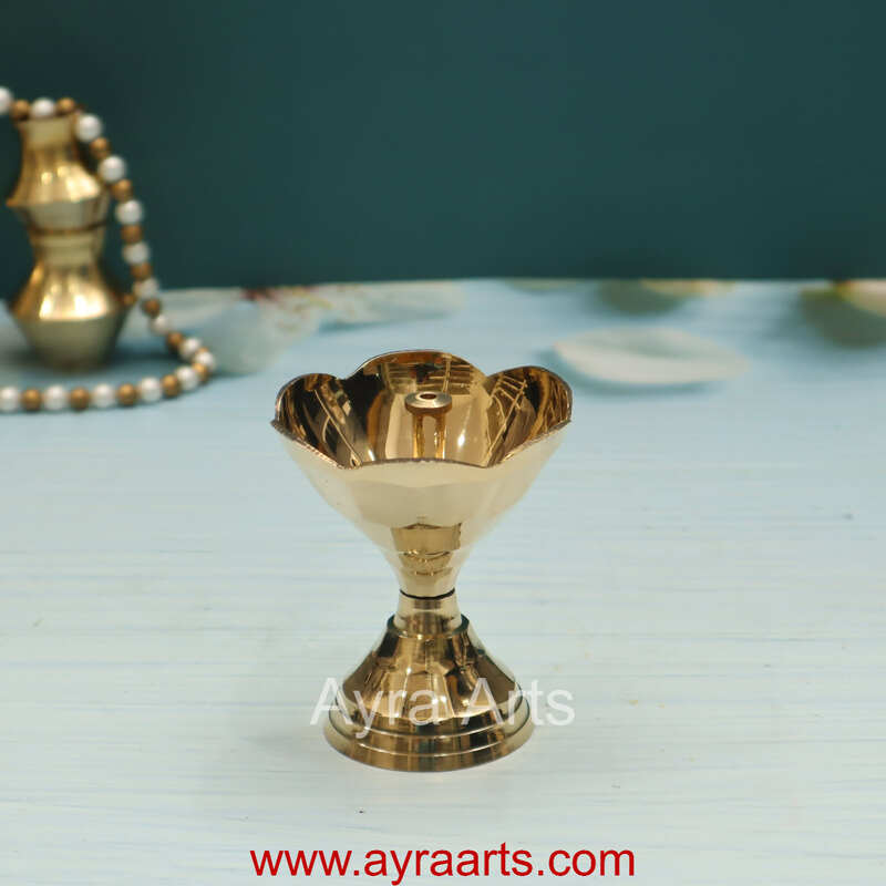 Brass Diamond Pyali Puja Diya Oil Lamp Size 1 - 3.3 Inch Height Brass Diamond Pyali Puja Diya Oil Lamp Size 1 - 3.3 Inch Height