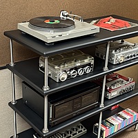 VAC - 4 Shelf Double Width - 44” x 20” AV Rack V2 - Black - AVR-4S-2CV2