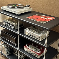 VAC - 4 Shelf Double Width - 44” x 20” AV Rack V2 - Black - AVR-4S-2CV2
