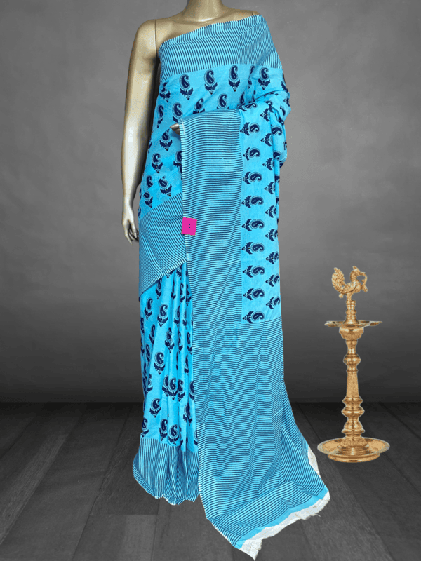 Charmi – The Mul Cotton Saree in Patli Pallu 19079
