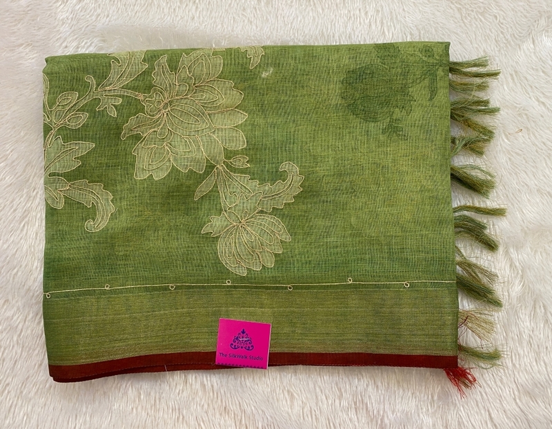 Madavi – The Floral Embroidery Linen Cotton Saree 19219