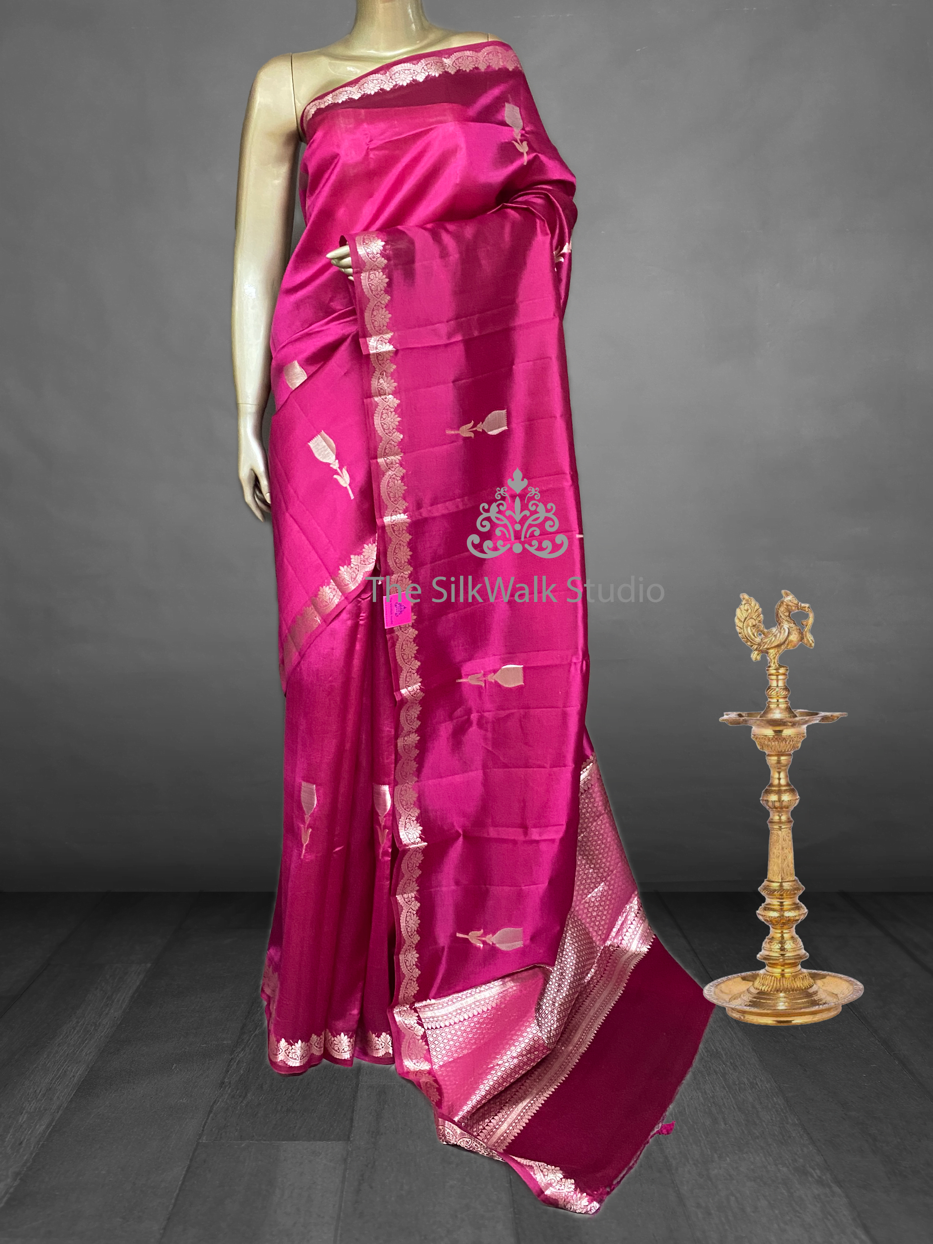 Prahba - The Pure Mango Silk Banarasi Handloom Saree 19329