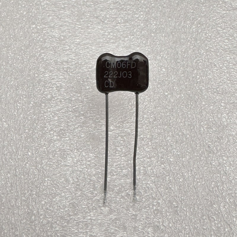 CDE - Silver Mica Capacitors 2200pF 500V 5% Radial-Leaded - CM06FD222J03