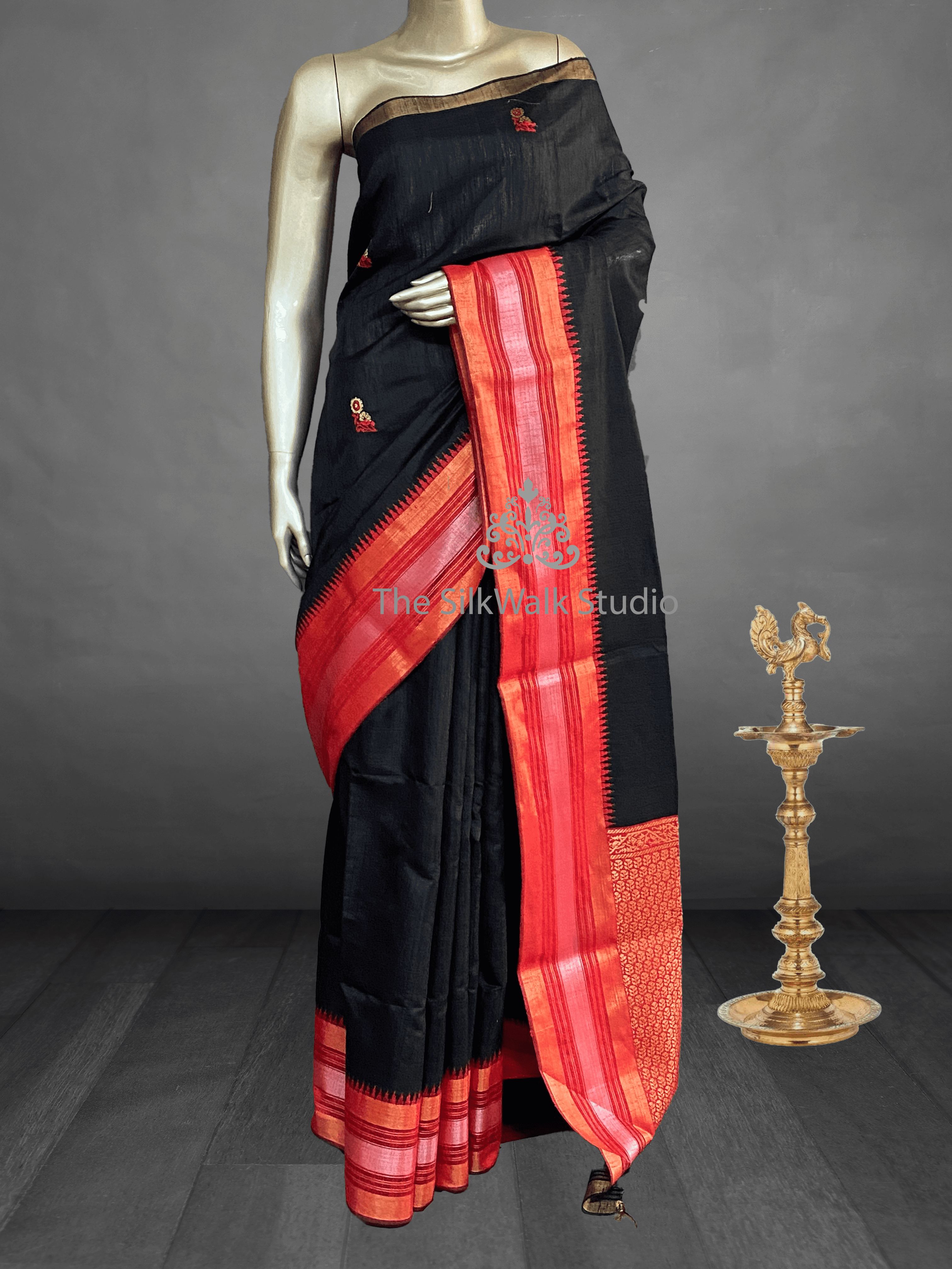 Parvathi - The Jala Butti Raw Silk Saree 18921