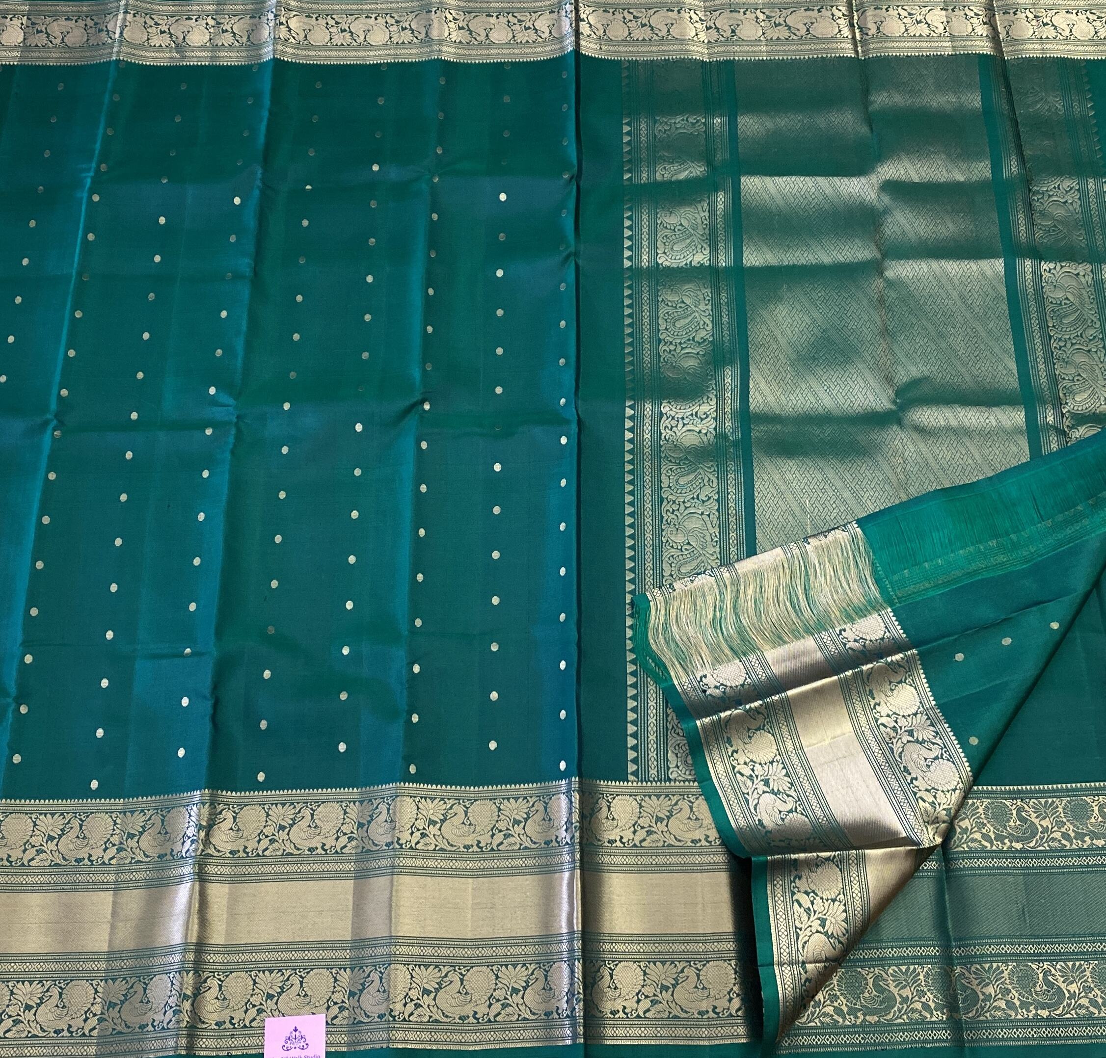 VRINDA ā THE SILKWALK EXCLUSIVES 8565 VRINDA ā THE SILKWALK EXCLUSIVES 8565