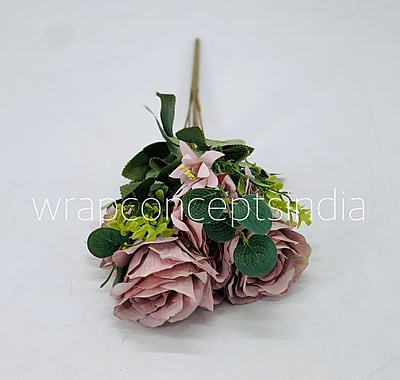 Rose Bunch with Small Flower & Leaves Rose Bunch with Small Flower & Leaves