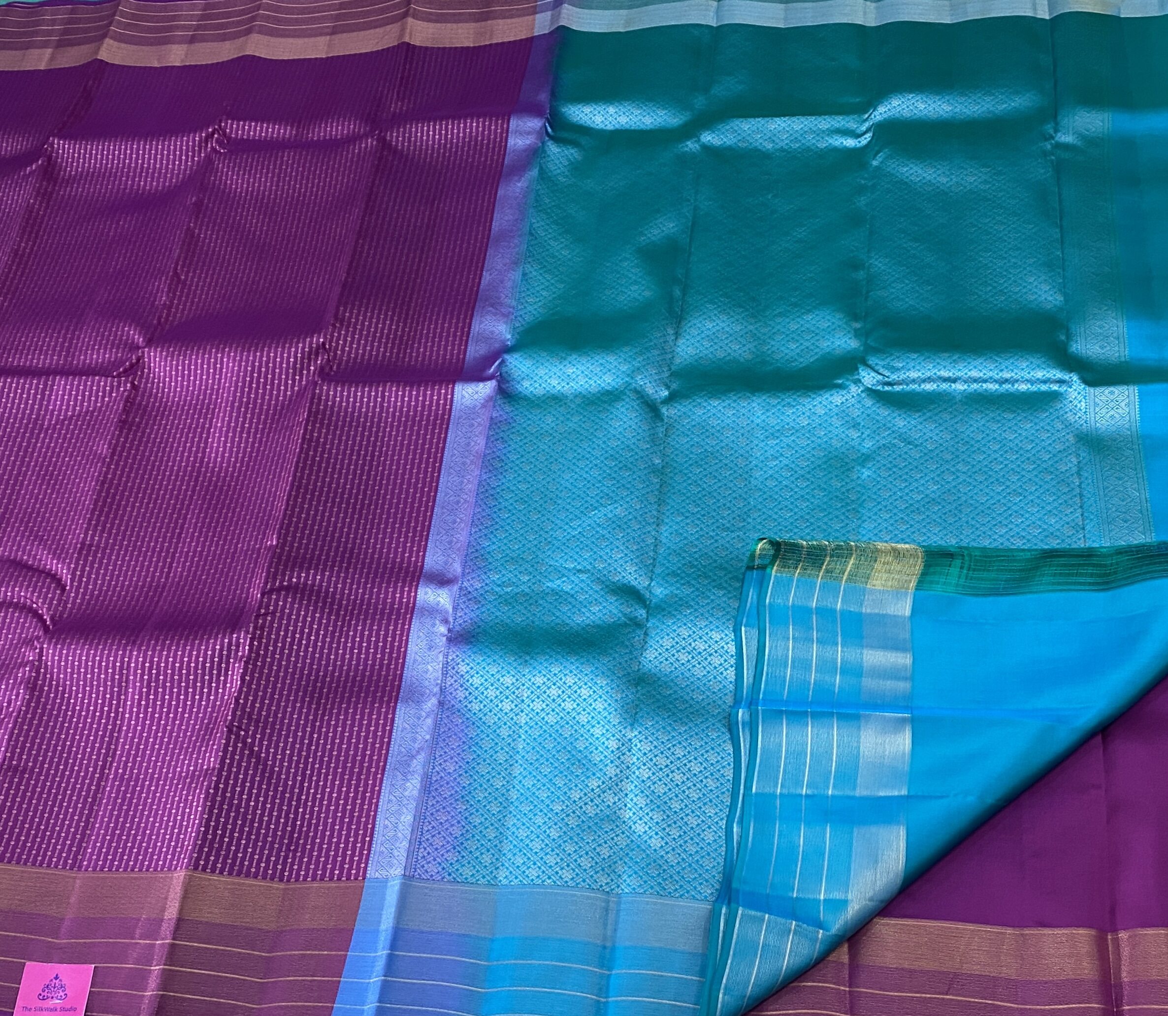 Abhirami - The Silk Walk Delights SWS12 Abhirami - The Silk Walk Delights SWS12