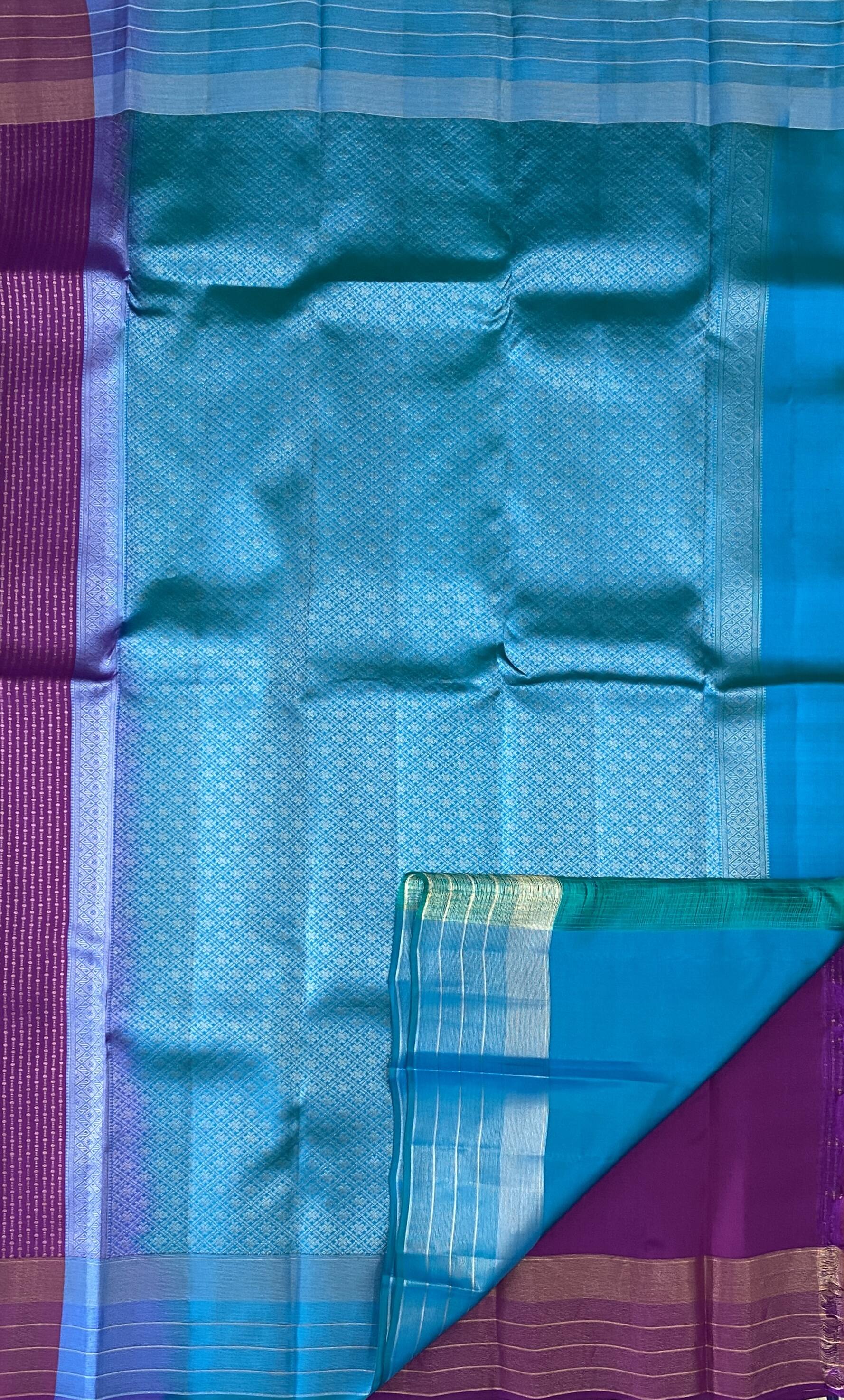 Abhirami - The Silk Walk Delights SWS12 Abhirami - The Silk Walk Delights SWS12