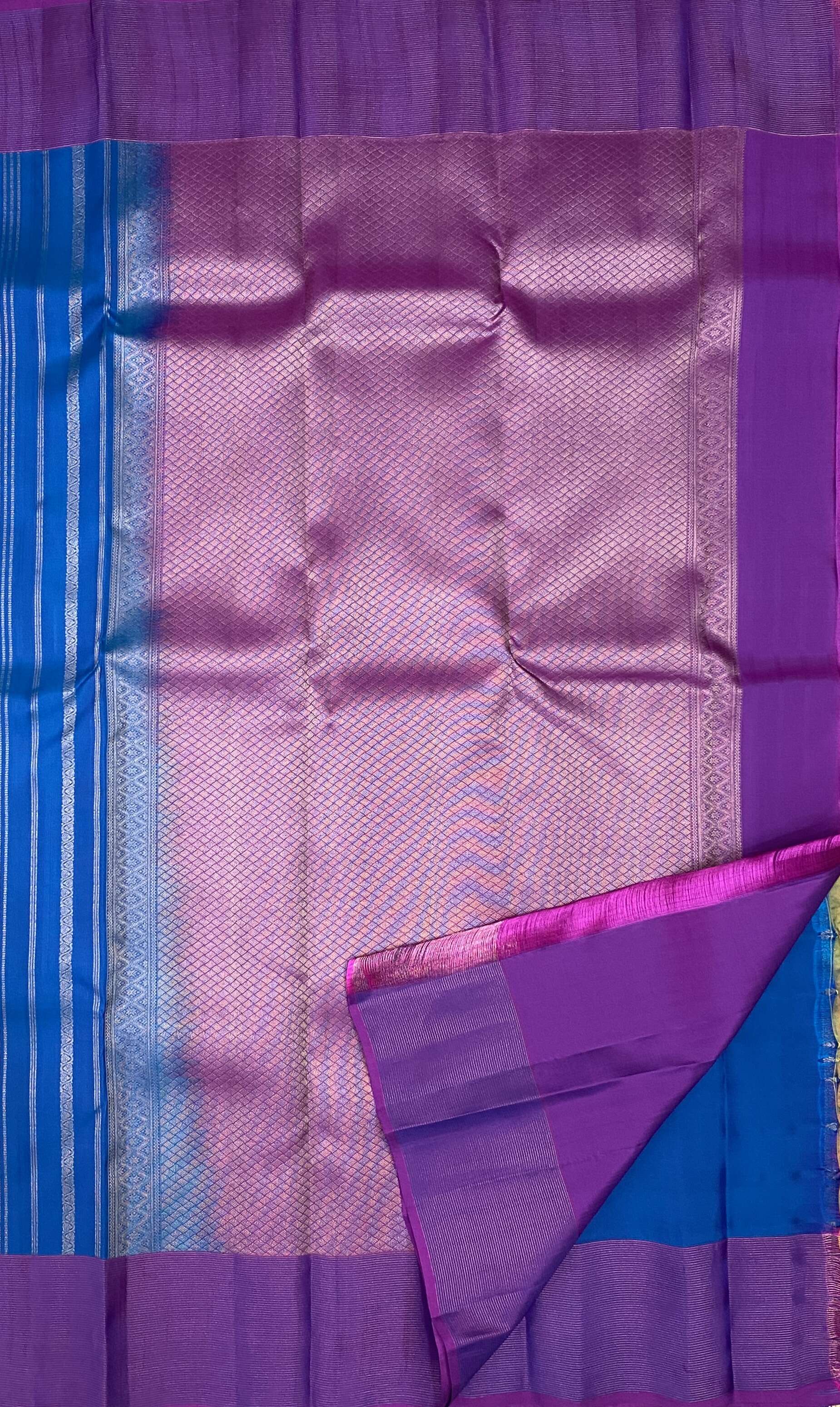 Chetana – The SilkWalk Delights (Lines) SWS11 Chetana – The SilkWalk Delights (Lines) SWS11