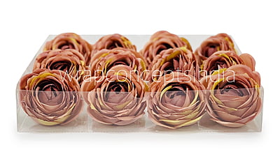Caramel with hints of Lemon Peony