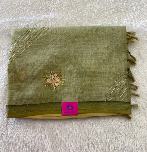 Madavi - The Linen Cotton Saree in Thread Embroidery SWS36 Madavi - The Linen Cotton Saree in Thread Embroidery SWS36