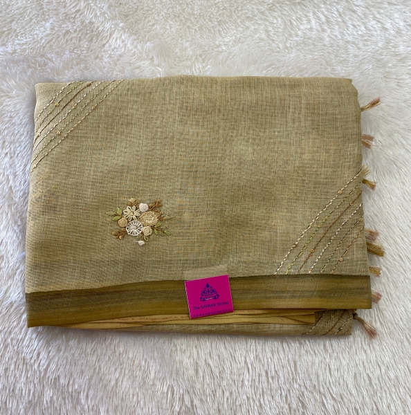 Madavi - The Linen Cotton Saree in Thread Embroidery SWS36 Madavi - The Linen Cotton Saree in Thread Embroidery SWS36