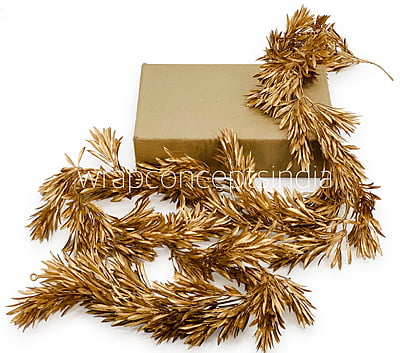 Gold Pine Leaves String
