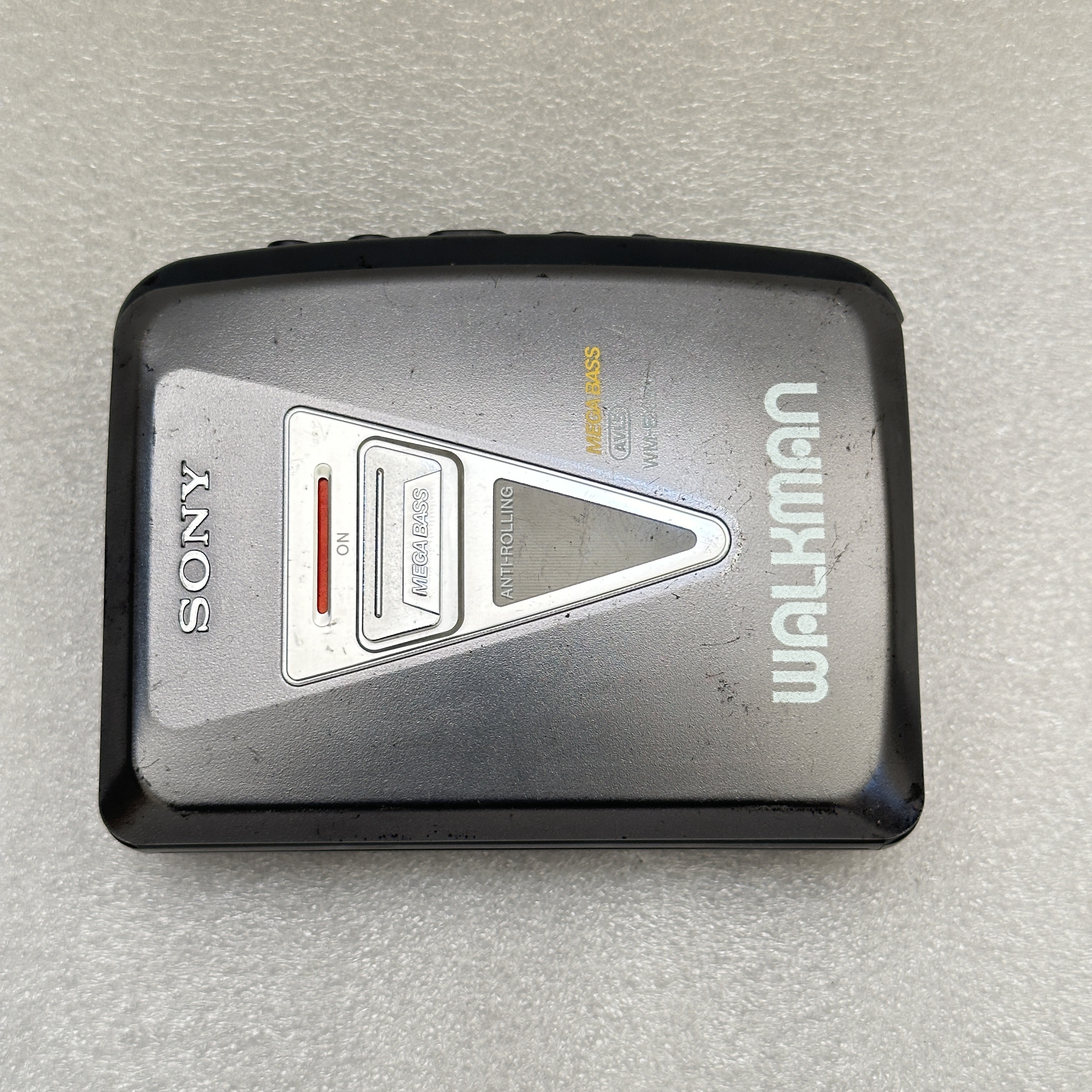 SONY - Stereo Cassette Walkman - WM-FX170 SONY - Stereo Cassette Walkman - WM-FX170