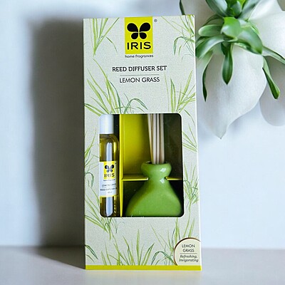 Iris Reed Diffuser Set 45ml - Lemon Grass, Apple Cinnamon, Lavender Iris Reed Diffuser Set 45ml - Lemon Grass, Apple Cinnamon, Lavender