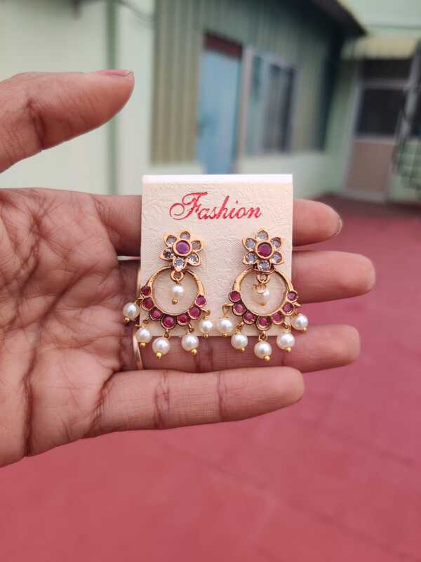 Small AD Earrring