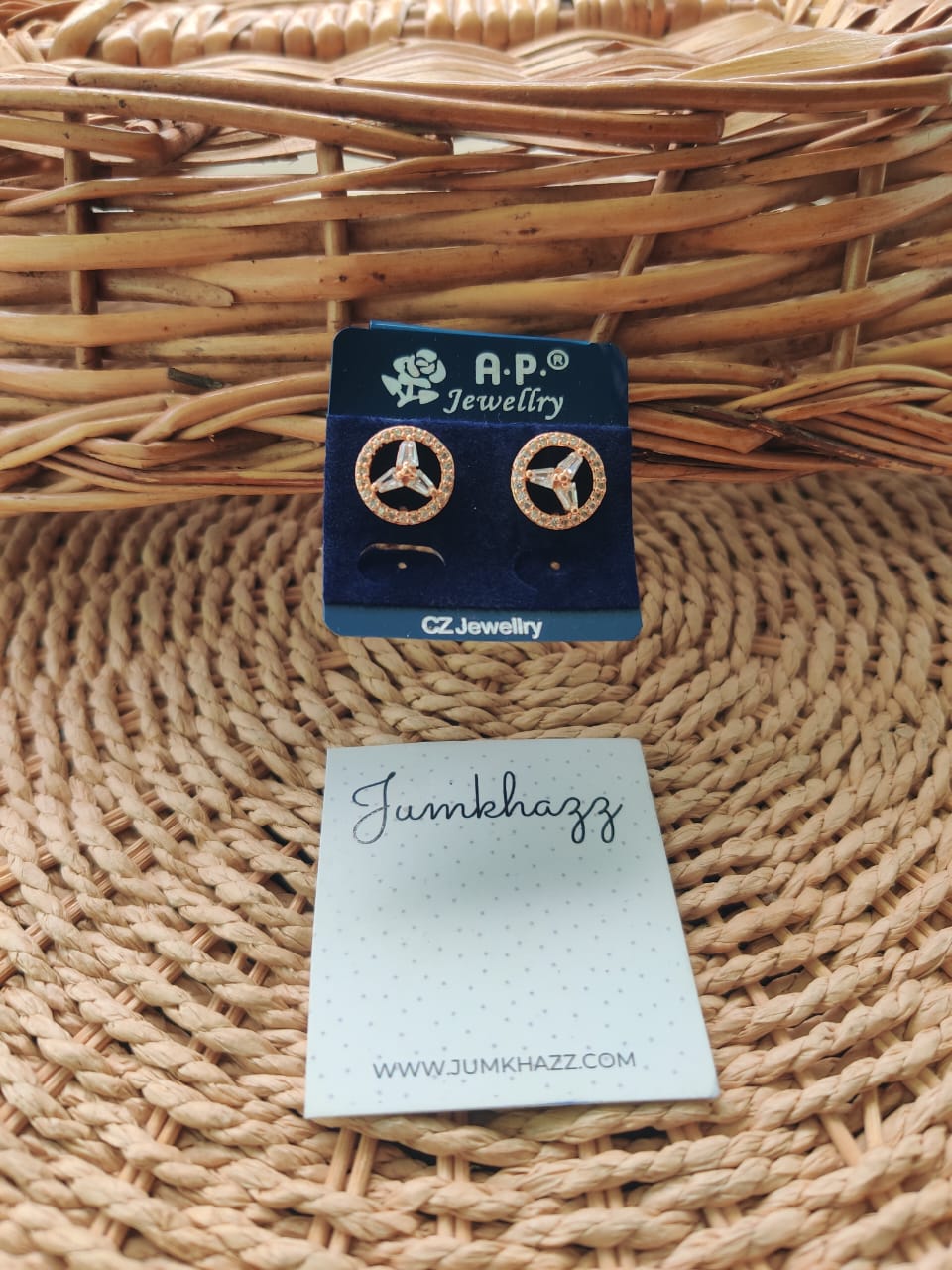 AD EARING JAD374