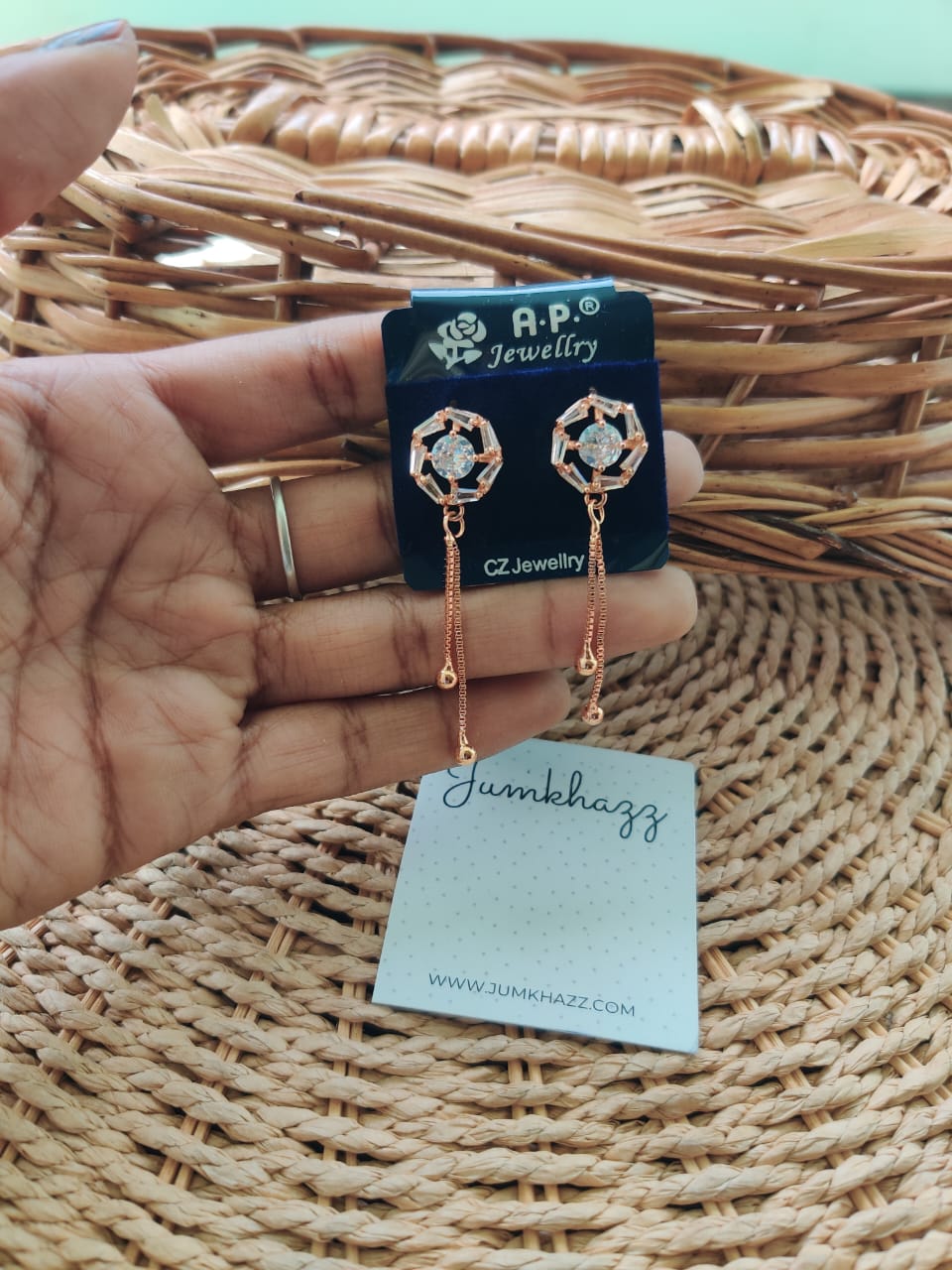 AD EARING JAD394