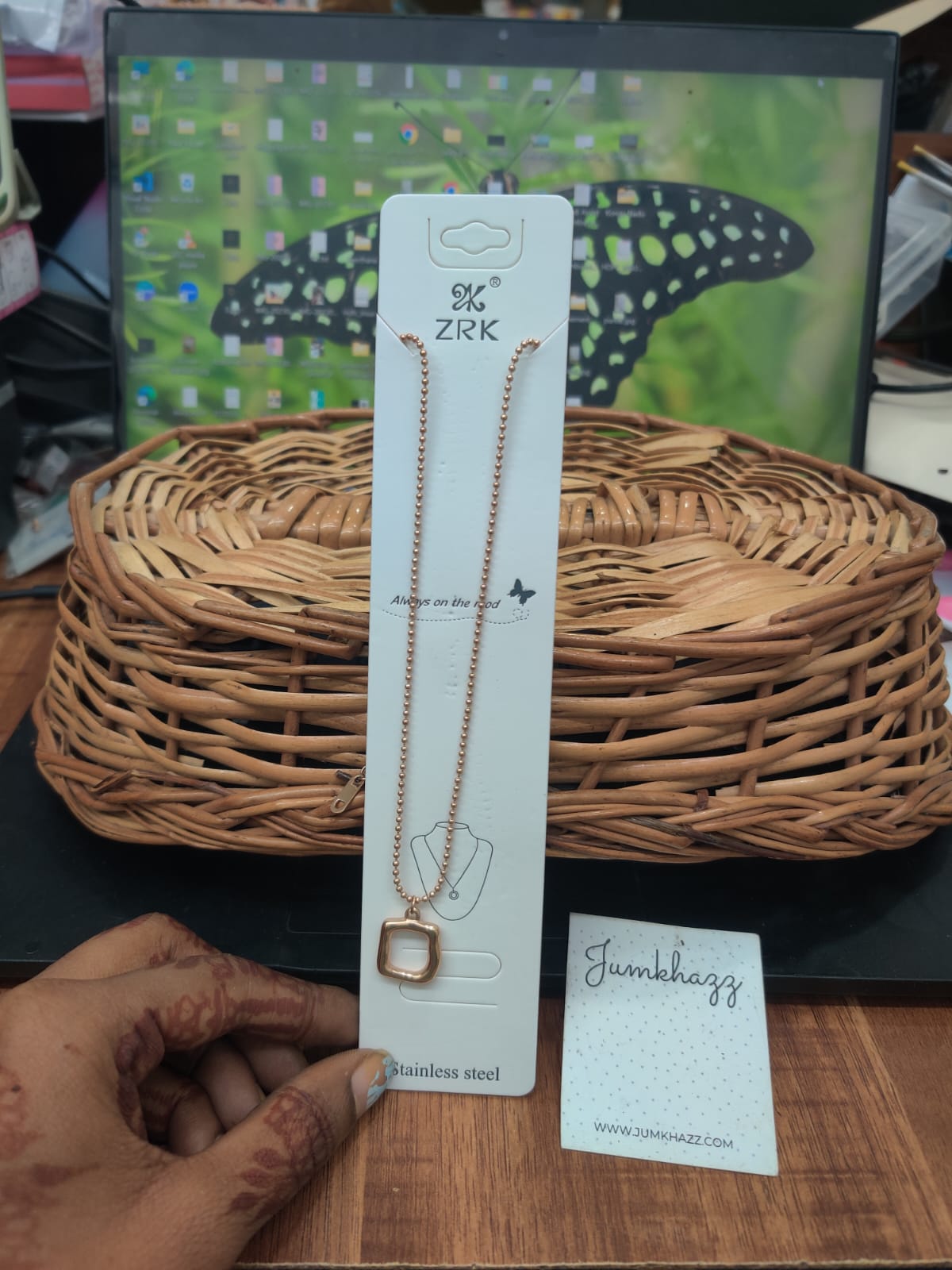 Square JAT48