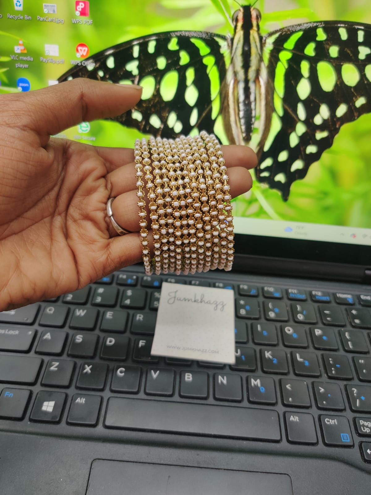 Pearl Bangle JBAN65