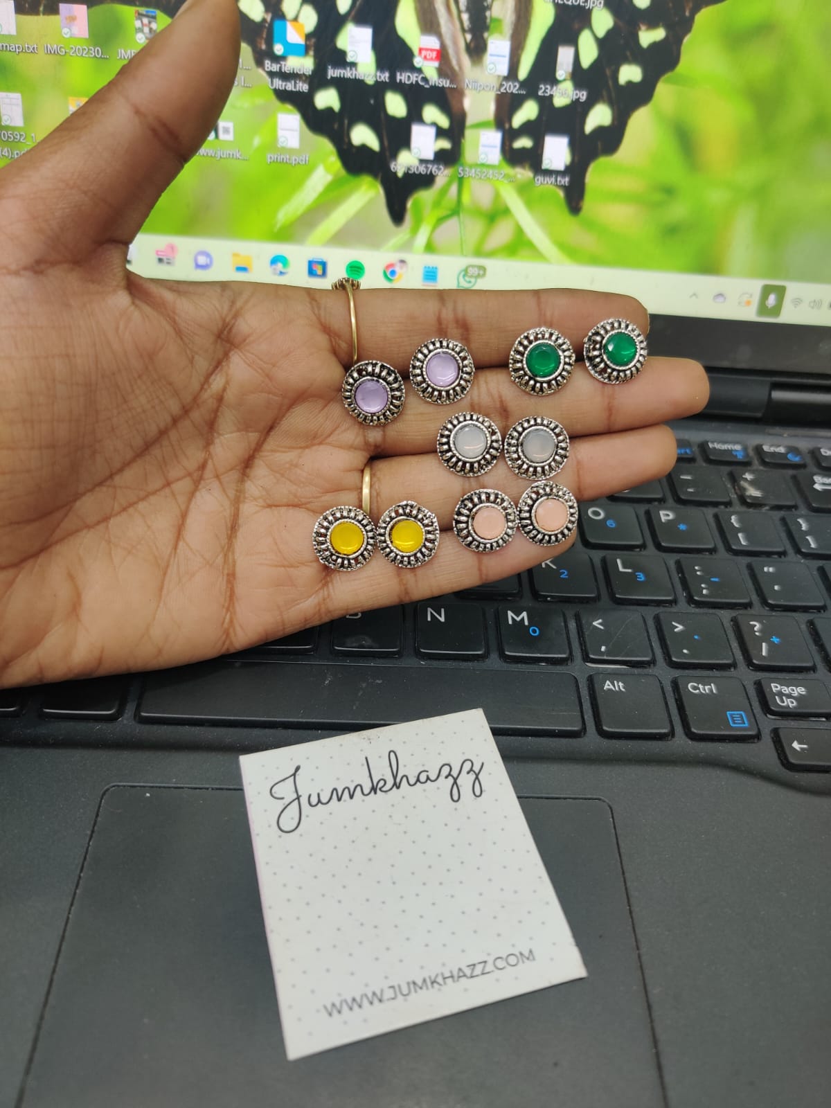 Cute Stud JBF380