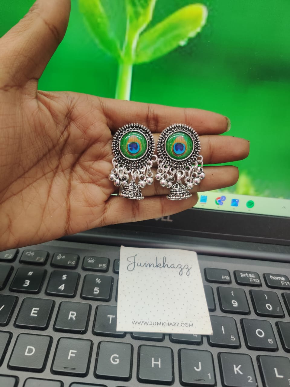 Peacock JBF571