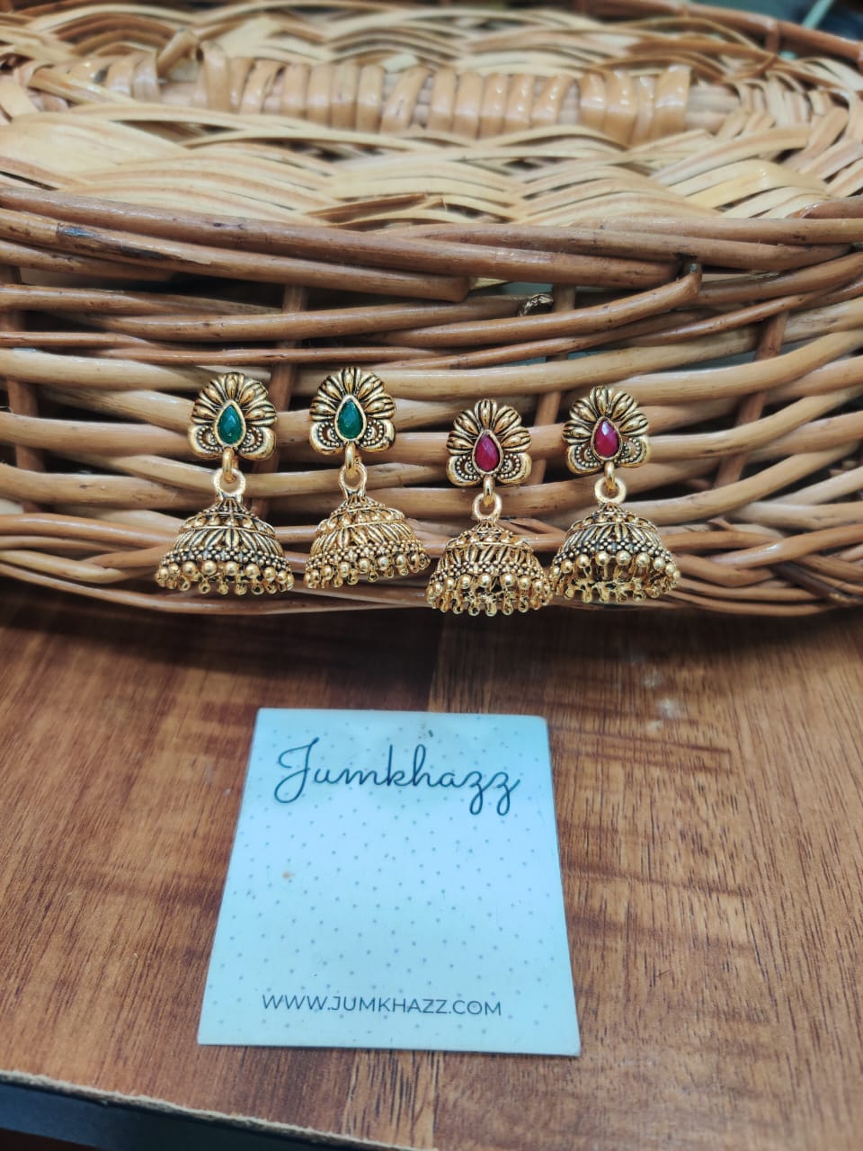 Antique JBF608