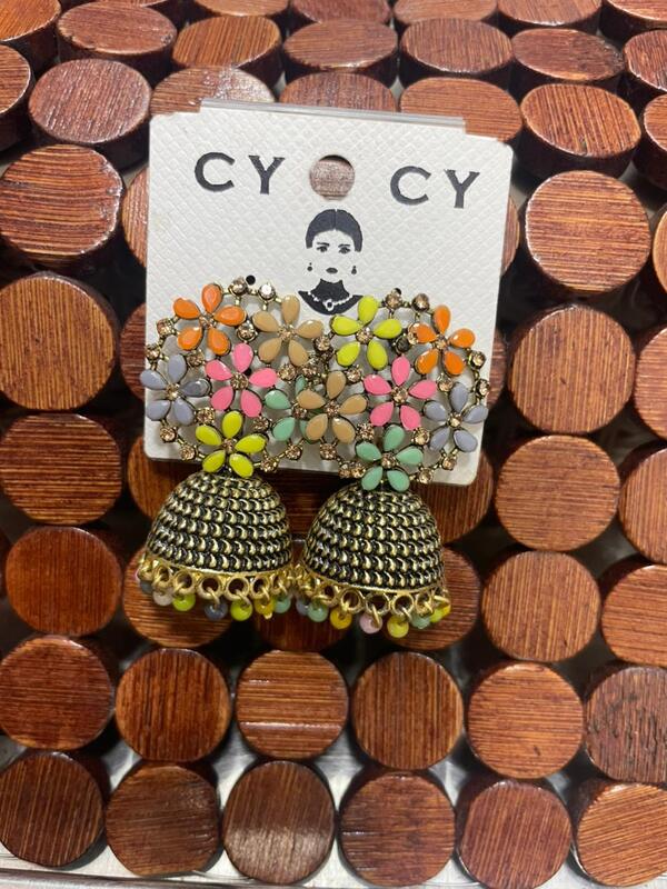 Antique multi color stud JCS896
