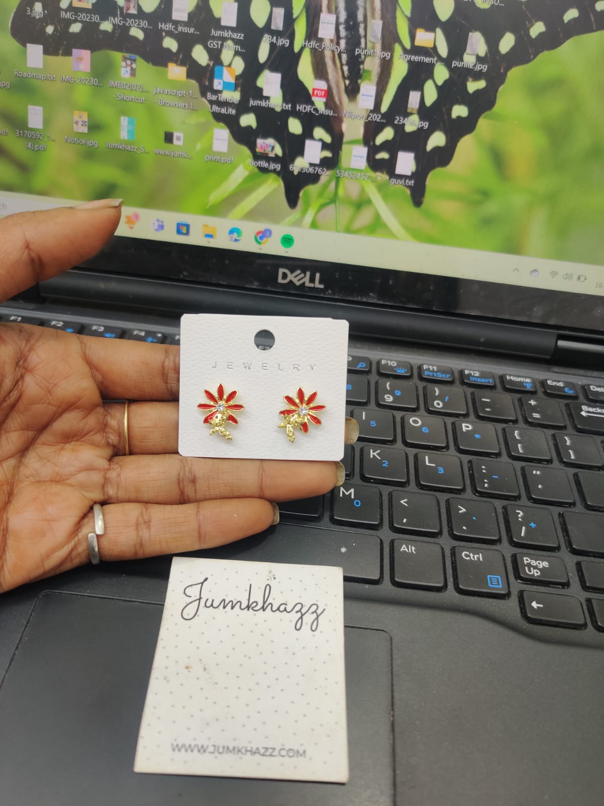 Flower stud JFE474