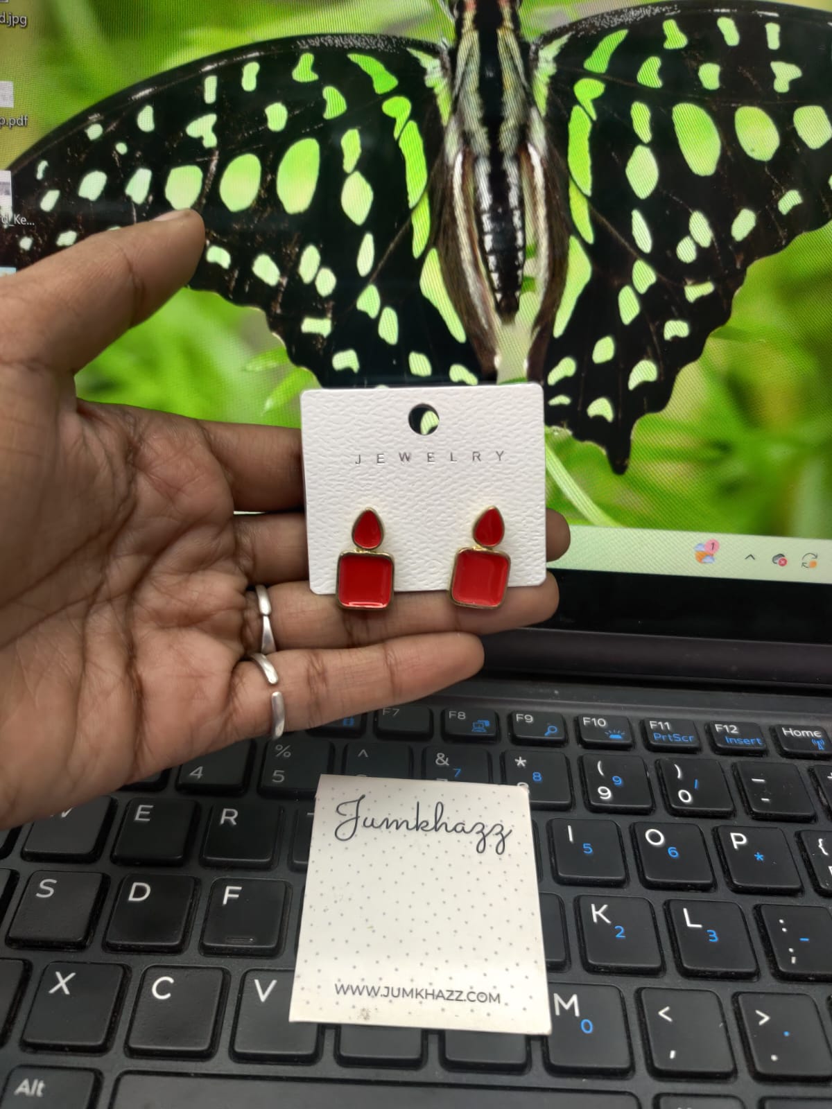 Meena stud JFE541