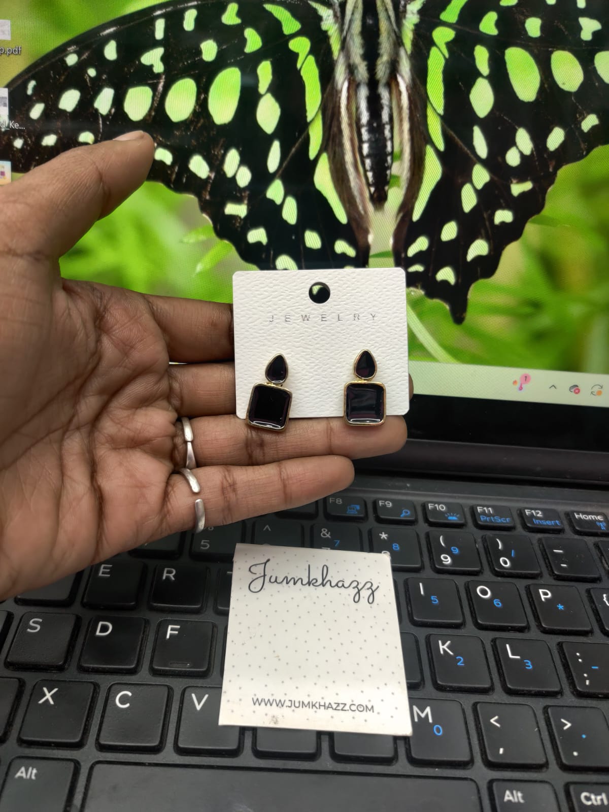 Meena stud JFE541