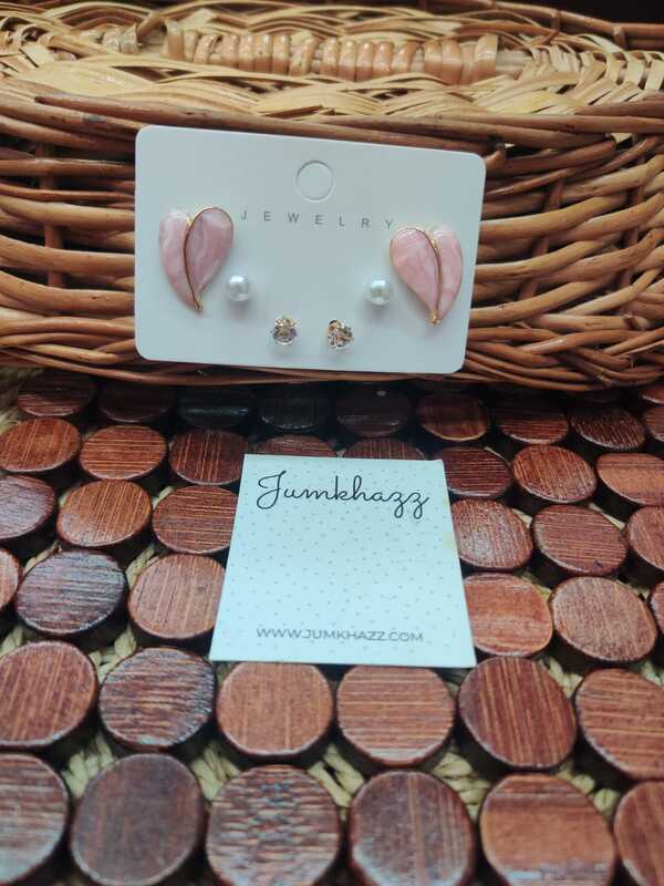 Heart earring JFE561