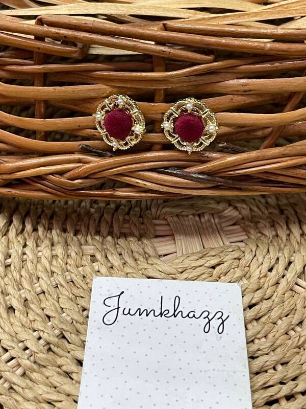 velvet stud JFE604