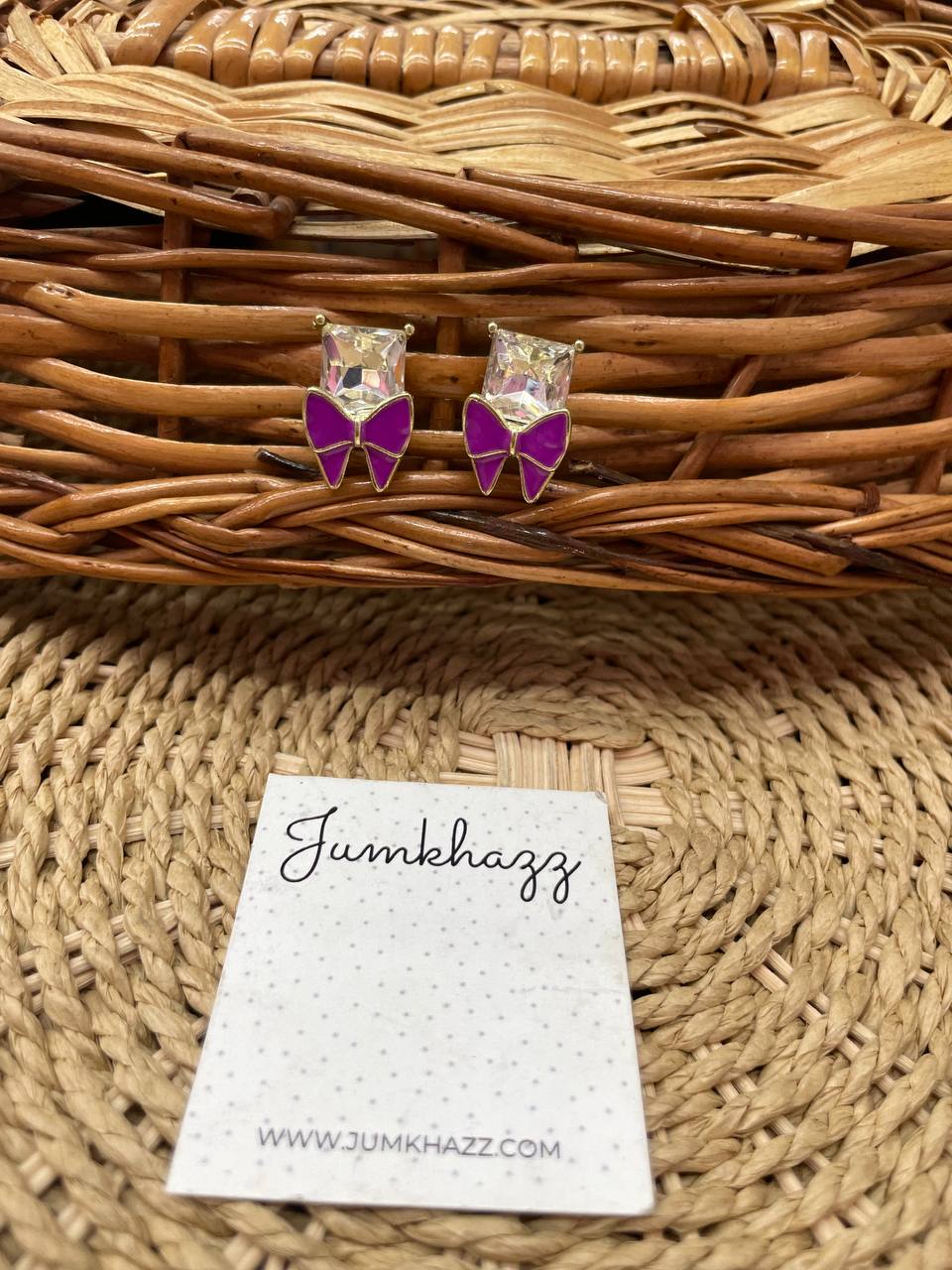 Bow stud JFE632