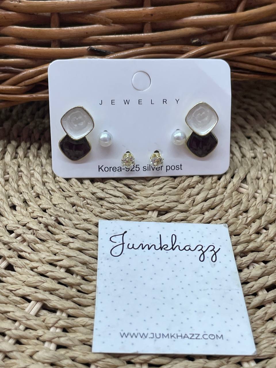 Set of three earrings JFE676