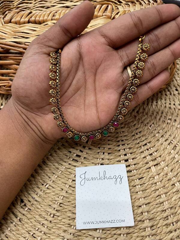 Minimal design Neck piece JNC117