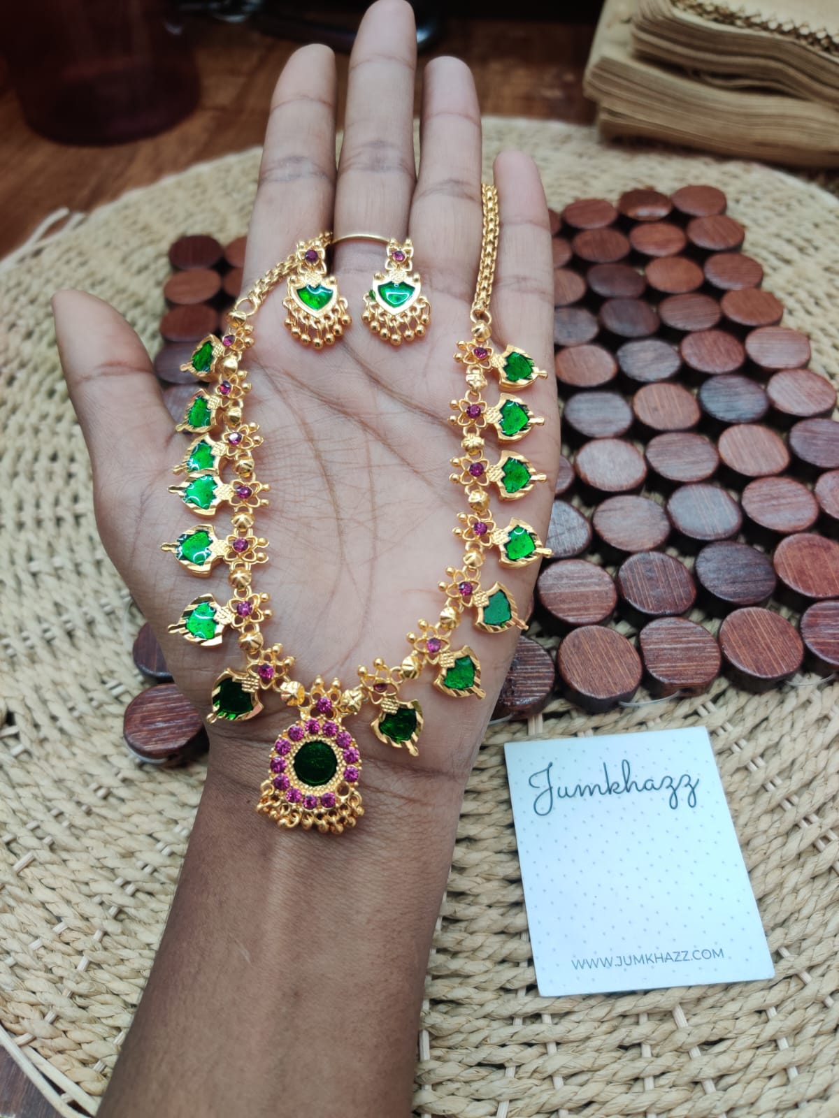 Neckpiece JNC96
