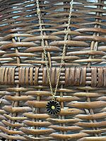 Flower chain JNCC112