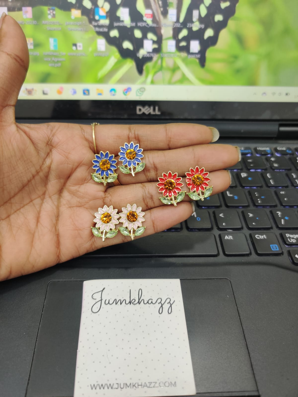flower stud